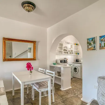 Apartment Ilios Naousa *